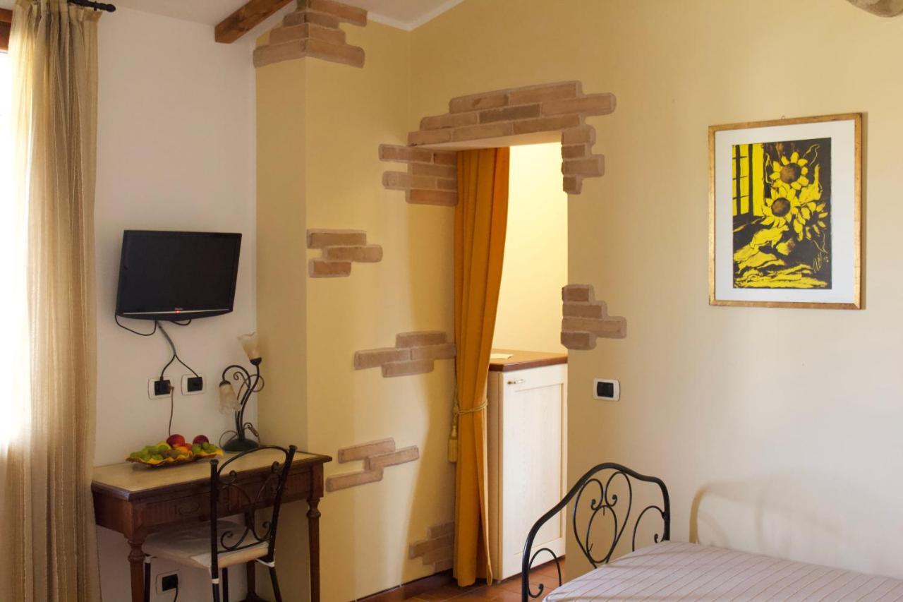 Casale Del Fattore Чезена Экстерьер фото
